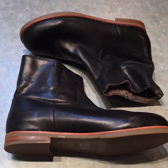 Gap black leather ankle boots - Picture 3 of 11